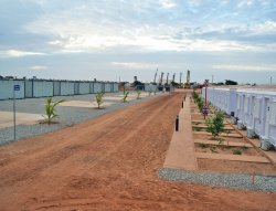 Installatie van Elementenbouw Management Cabines, uitgevoerd in Senegal