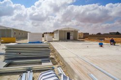 De productie van geprefabriceerde gebouwen voor een olie-extractieplaats in Libië is afgerond